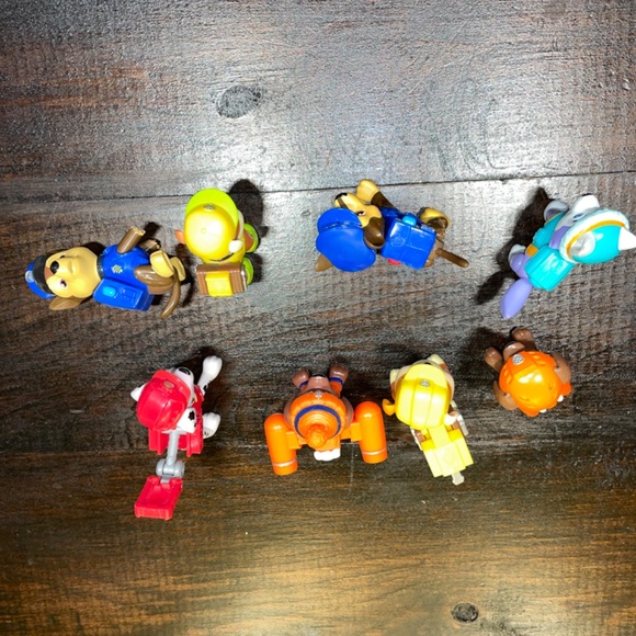 8 Nickelodeon Paw Patrol Chase Snow Rescue Action EMT Marshall Everest Toy‎ - Picture 8 of 8